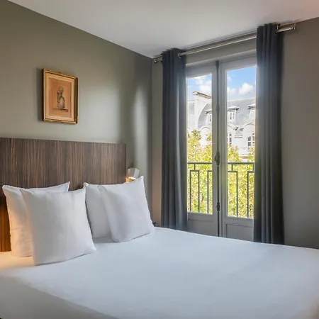 Hotel Helzear Champs-Elysees Paris Exterior photo